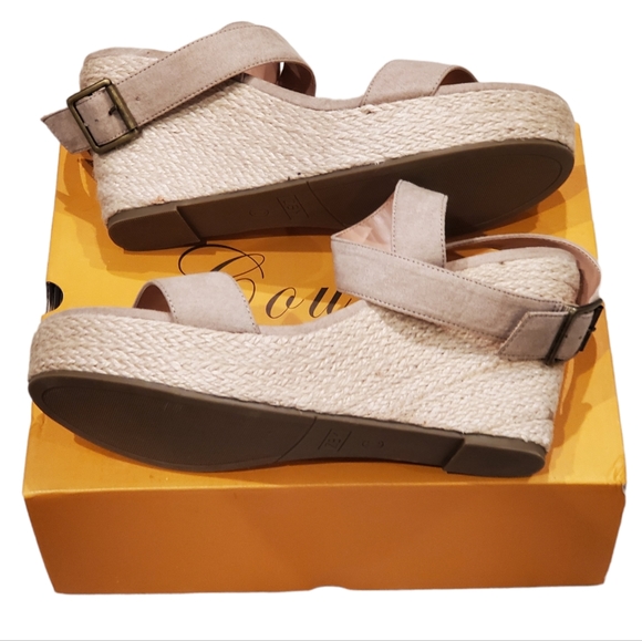 NIB Womens generic 3 inch wedges Size 10 color taupe - Picture 5 of 7